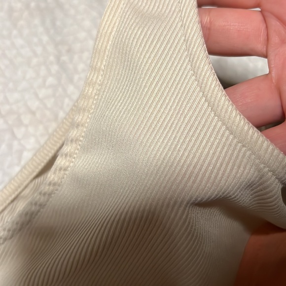 SHEIN crop tops - Picture 3 of 4